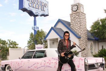 Elvis in  front of Graceland Wedding Chapel